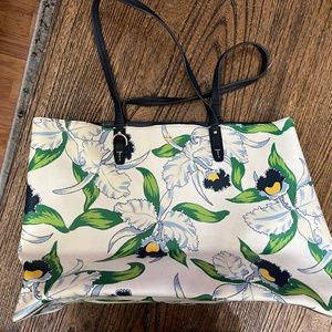 Tory Burch Floral Laguna Kerrington Large Square Shopper in White